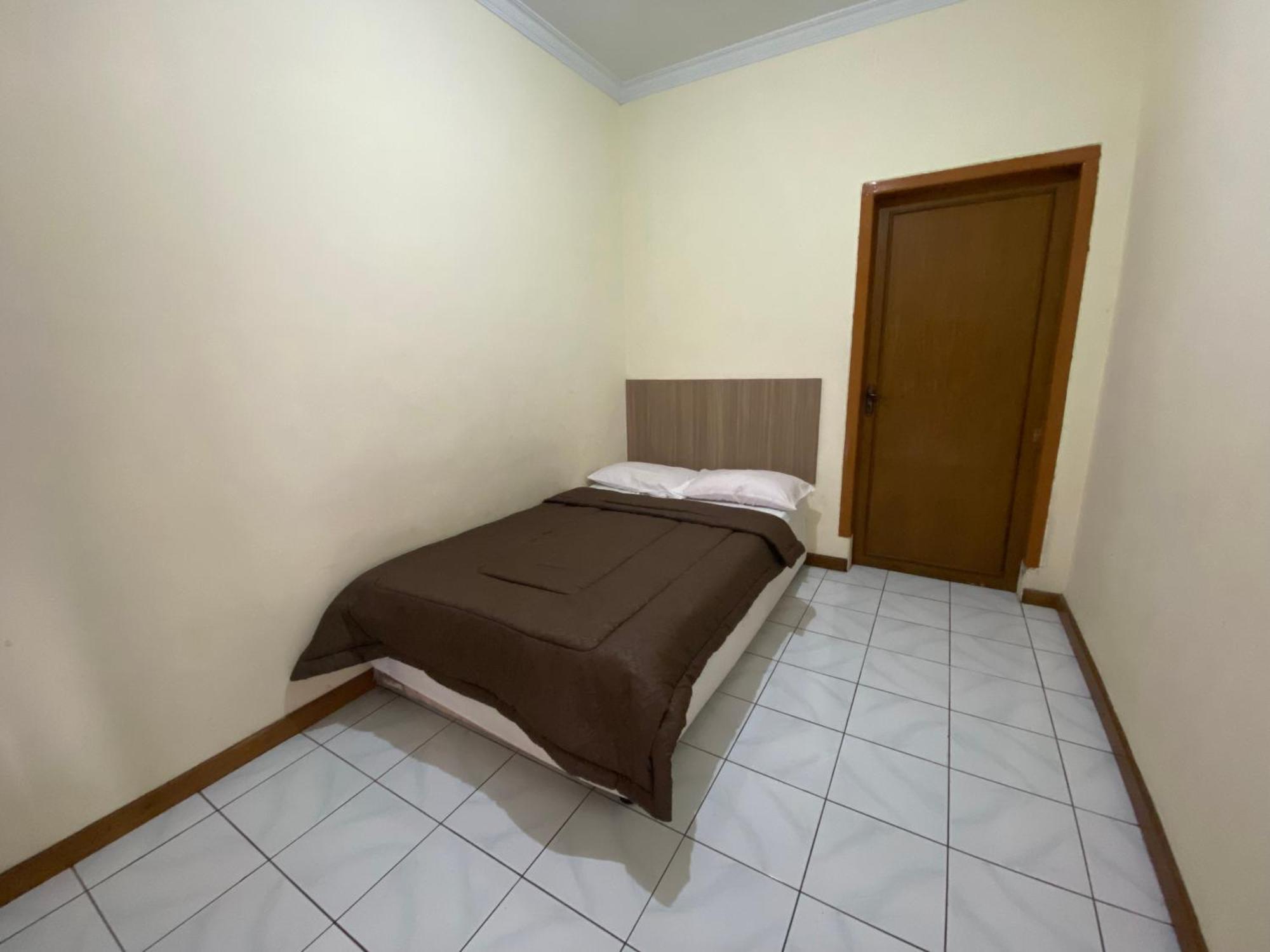Hotel Puspa Sari เชียแตร์ ภายนอก รูปภาพ