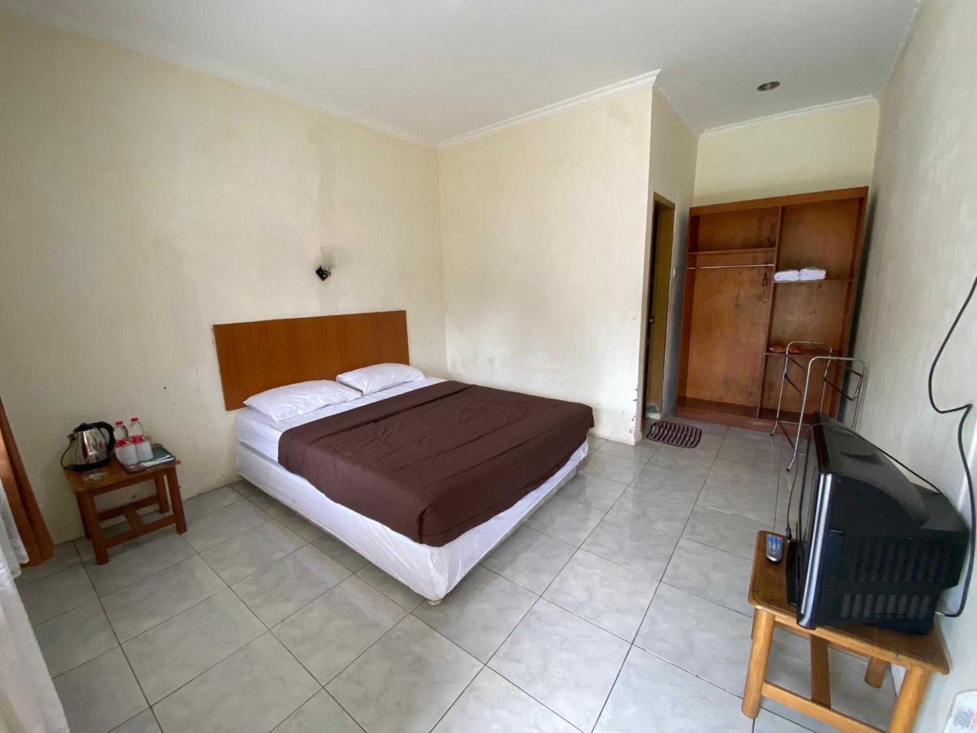 Hotel Puspa Sari เชียแตร์ ภายนอก รูปภาพ